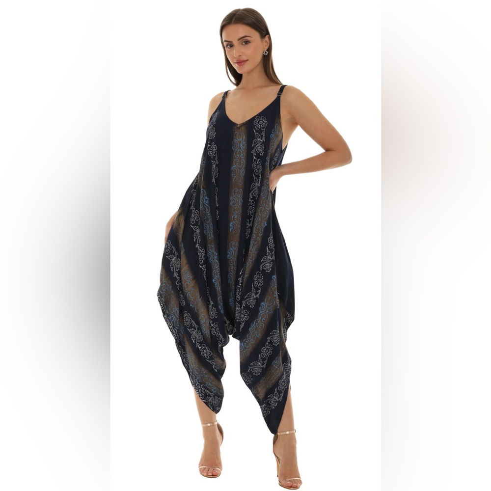 Japana Flora Black and White Harem Romper Size Small